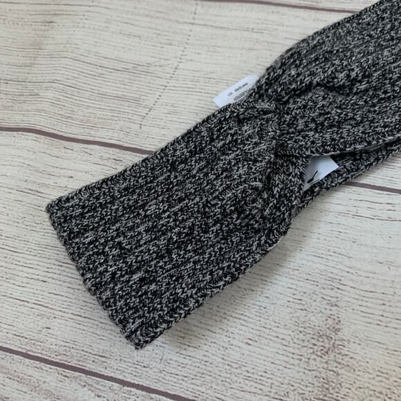 Time and Tru Gray Knit Headband Ear Warmer Winter Twisted Bow One Size - Picture 3 of 10